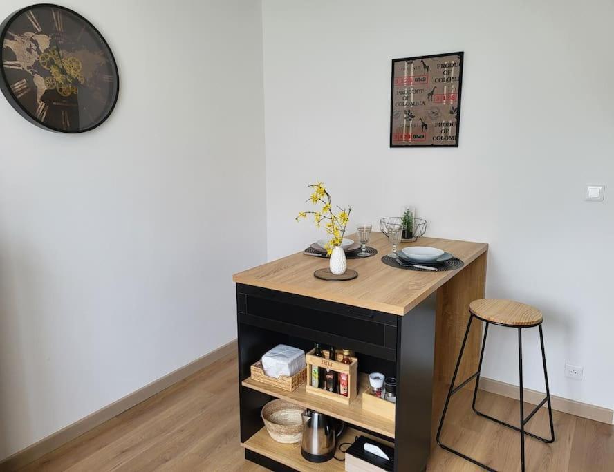Cosy Dans Maison Proche Mett Tram Apartment